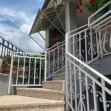 Vakantiehuis Fadil Sykaj